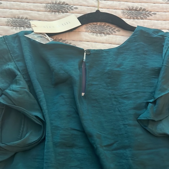 Alex & Lili Ruffle Sleeveless Blouse - Picture 4 of 4